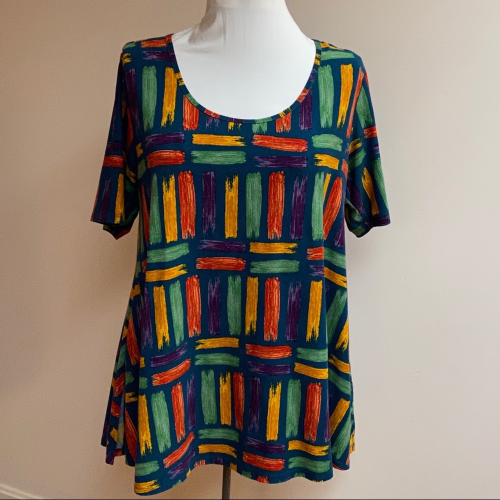 LuLa Roe Short Sleeve Multicolor Tunic Top